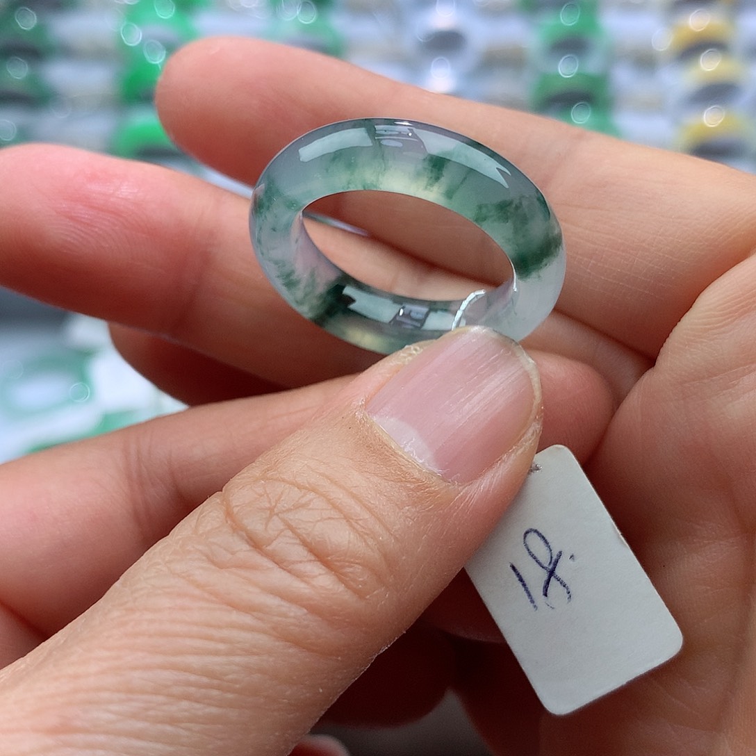 翡翠戒指未镶嵌18号