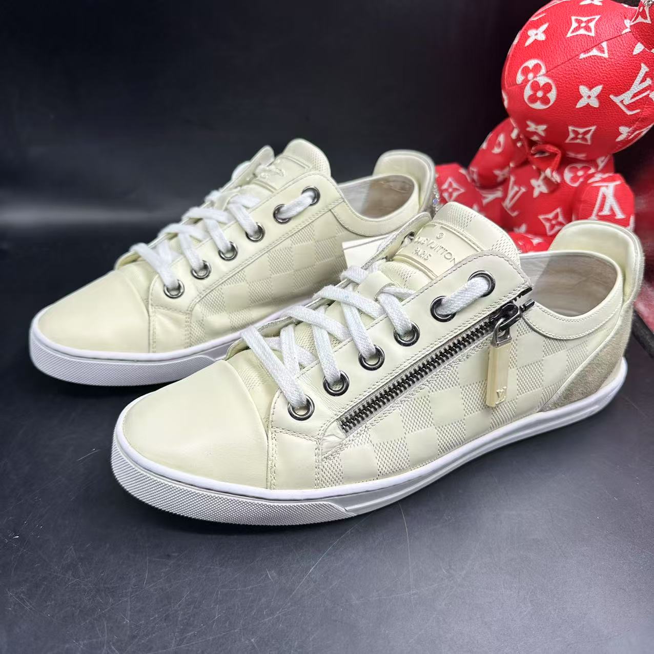 95新 LouisVuitton/路易威登 白色棋盘格板鞋39.5欧码ddm1546