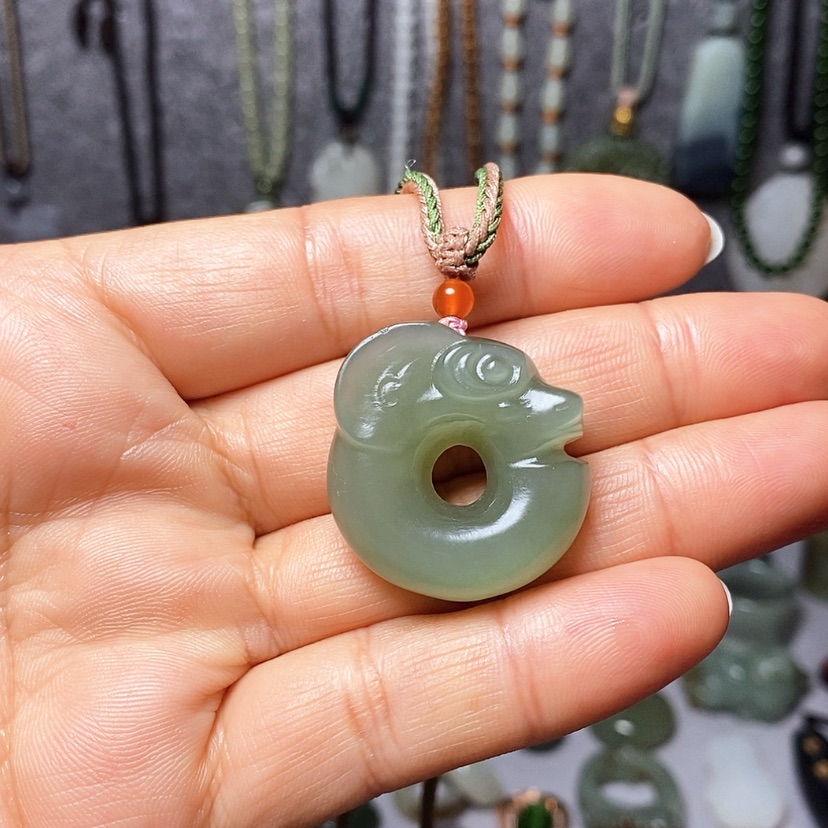 【闪购商品】和田玉颈饰未镶嵌