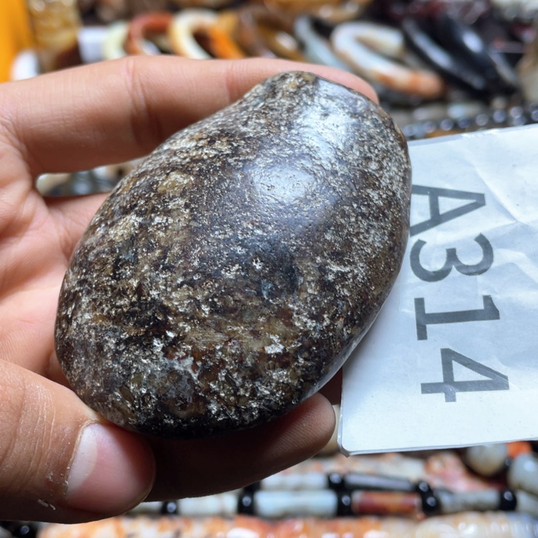 和田玉（糖玉）挂件未镶嵌