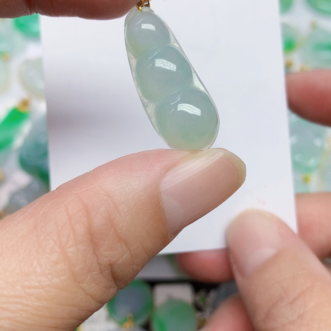 翡翠未镶嵌颈饰456887532