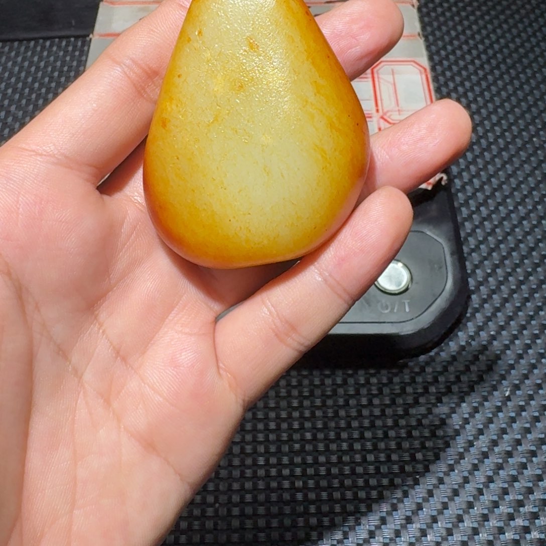 和田玉（糖玉）未镶嵌挂件