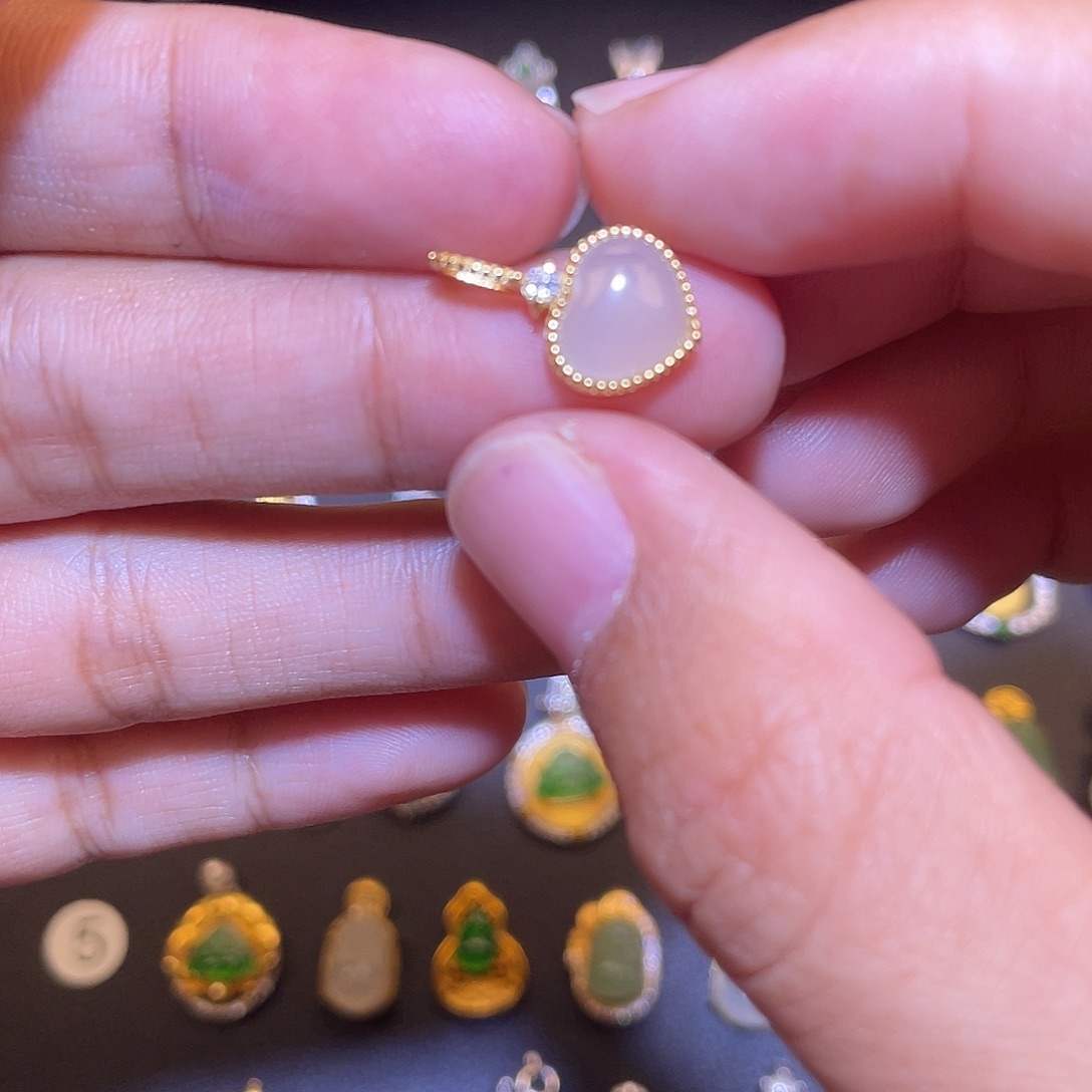 翡翠银S925镶嵌吊坠(不含链)