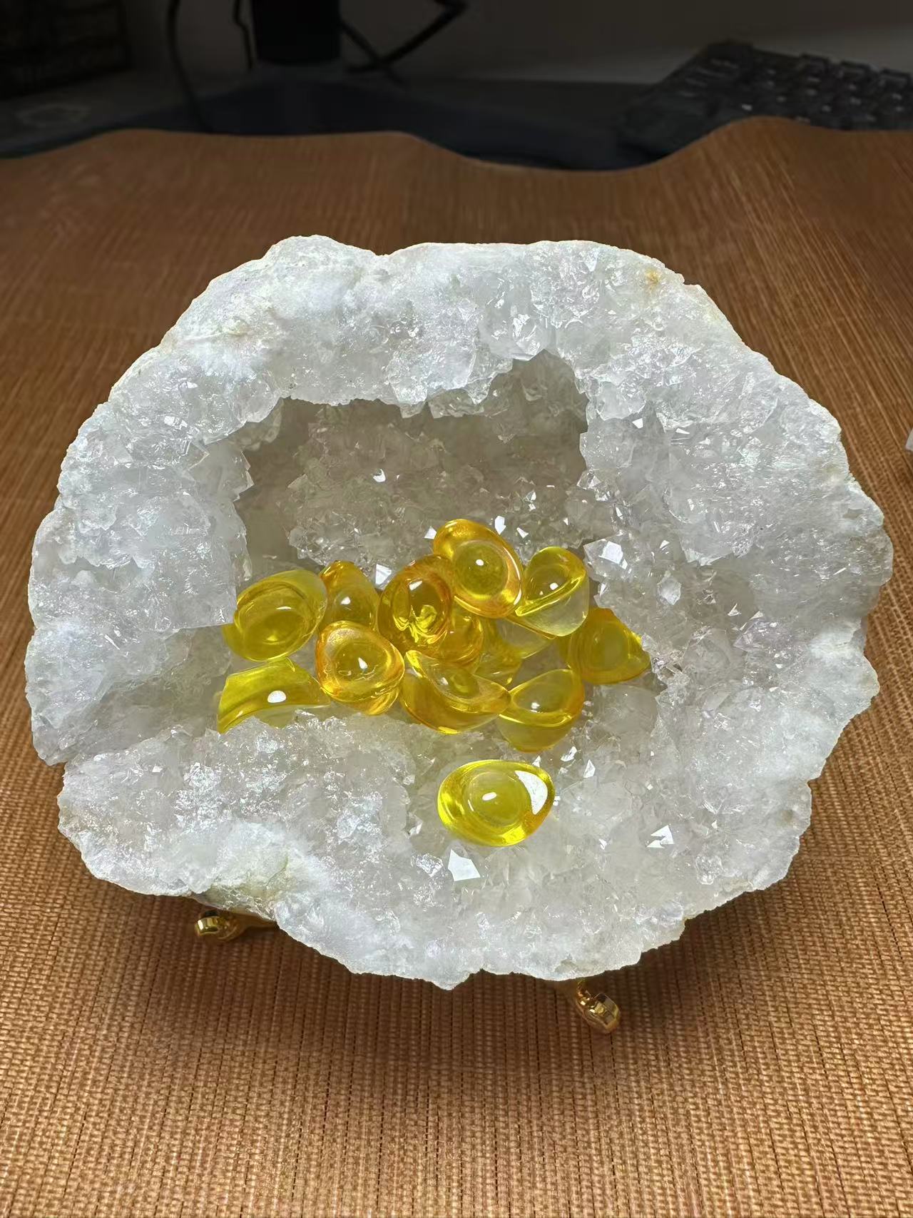 A008-摩洛哥晶洞石头漂亮水晶天然摆件装饰工艺品设计师