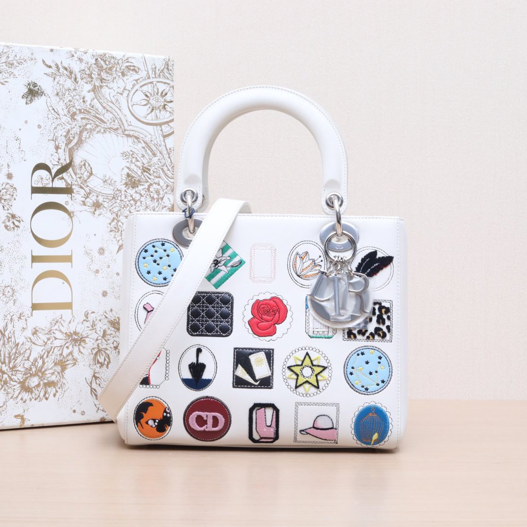 95新 DIOR/迪奥 戴妃包 2016 徽章刺绣限量款 手提包 P254108247