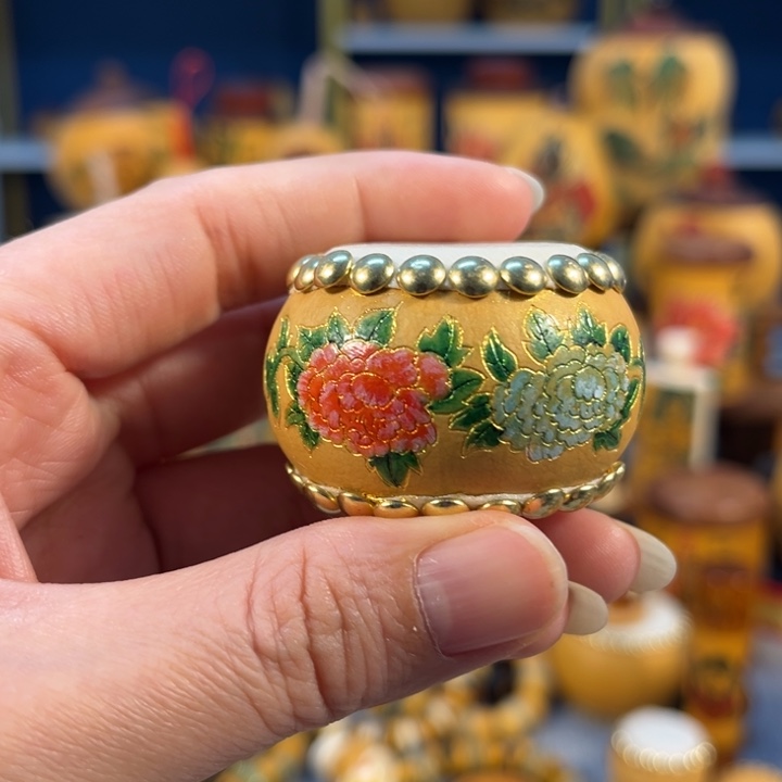 大叶紫檀（黑酸枝木类）