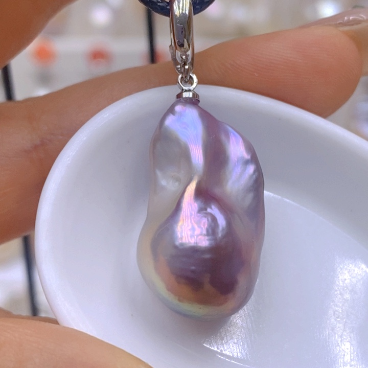 淡水珍珠吊坠(赠链)未镶嵌