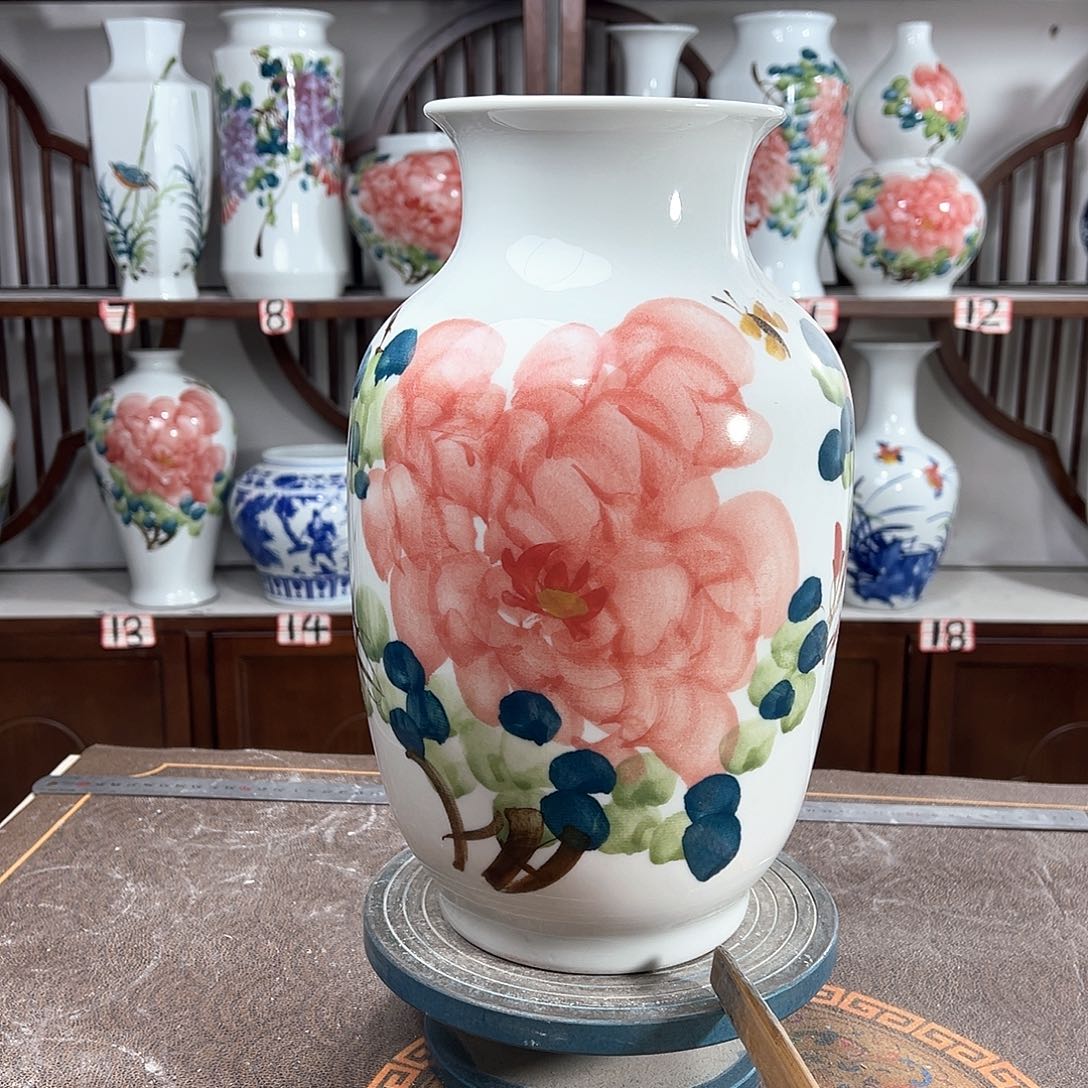 摆件景德镇陶瓷大冬红牡花