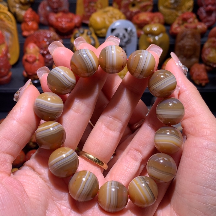 玛瑙/玉髓颈饰未镶嵌