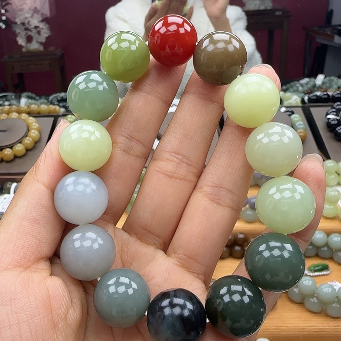 和田玉未镶嵌手链