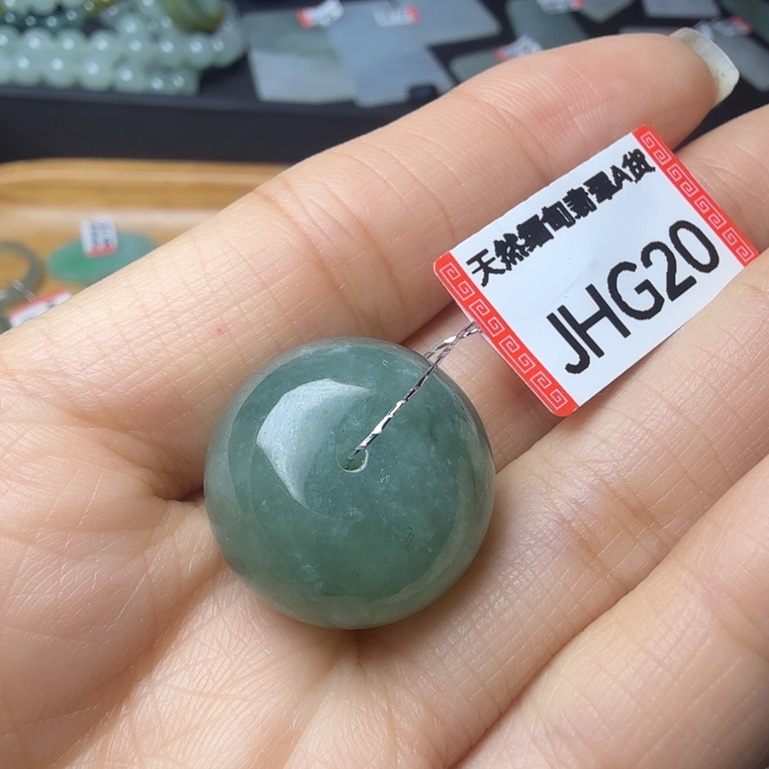 翡翠未镶嵌颈饰天然缅甸翡翠A货