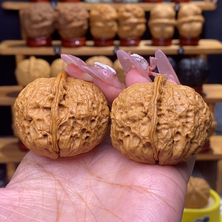 文玩核桃把件福虎元宝19号42尺