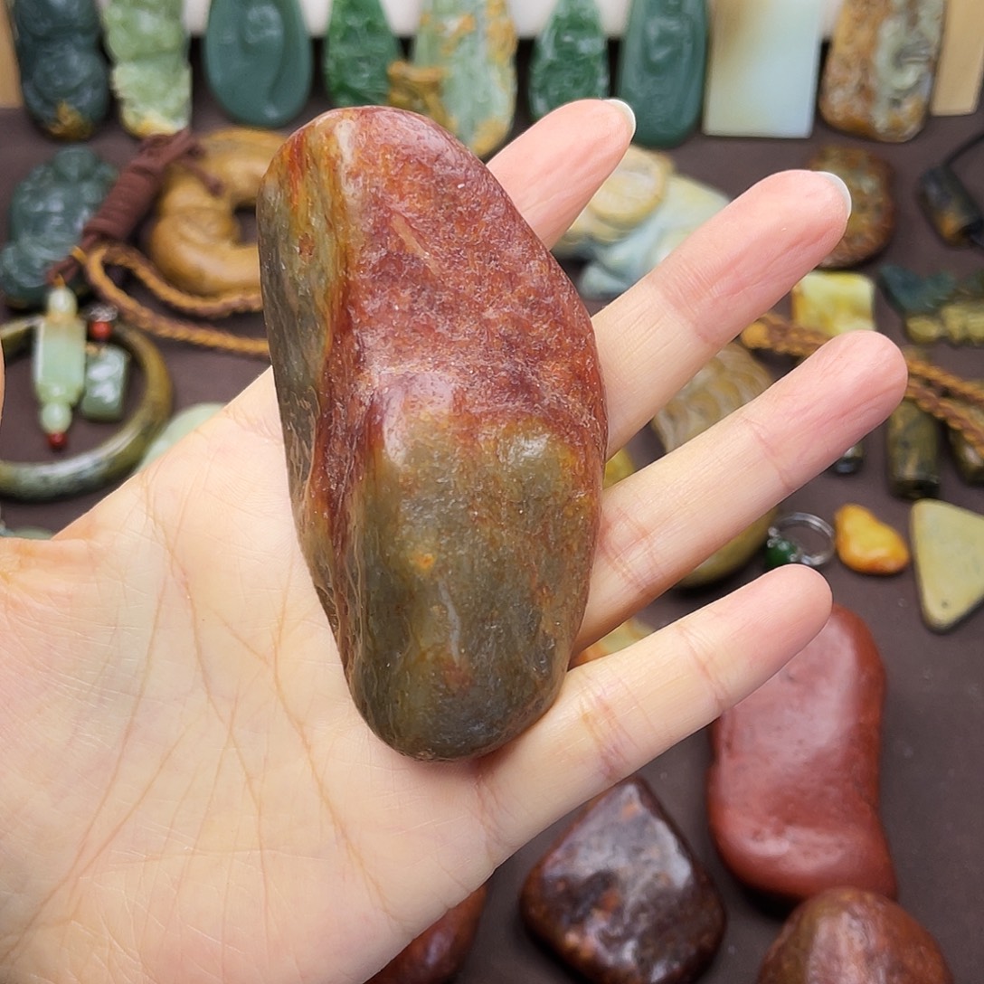 岫岩河磨玉（透闪石质玉）未镶嵌颈饰