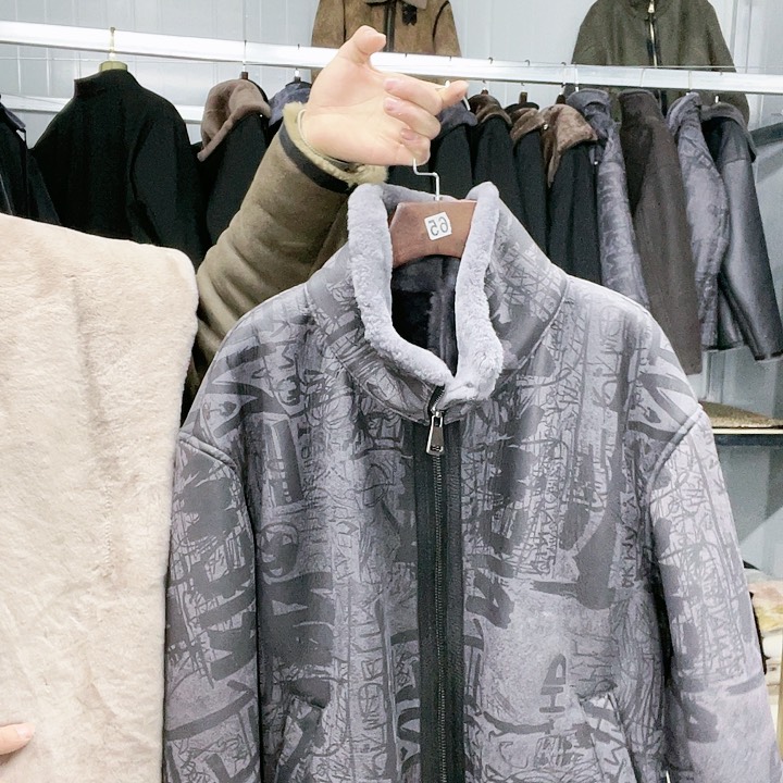 【闪购商品】羊皮毛一体平**乐