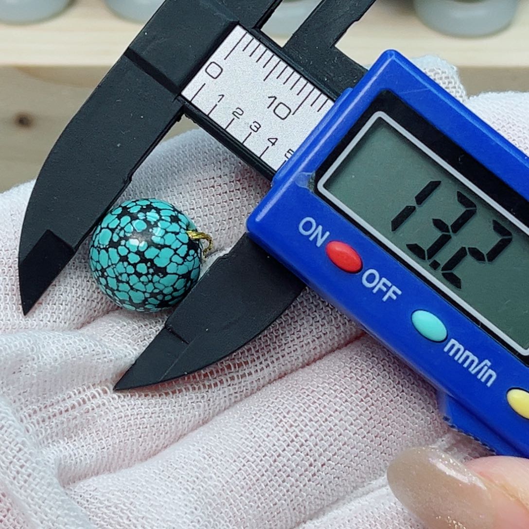 绿松石圆珠未镶嵌