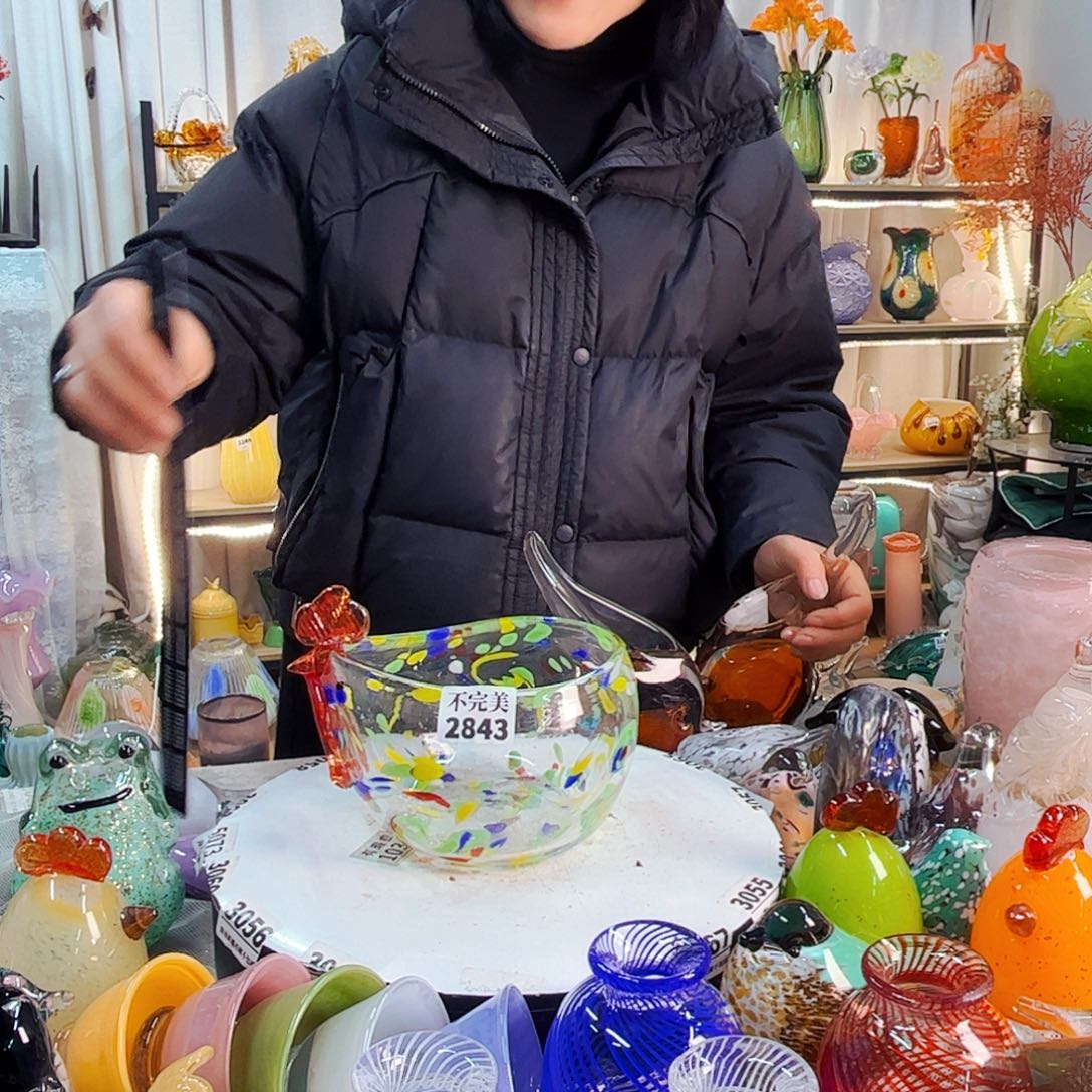 公鸡碗家悦琉璃工艺品不完美