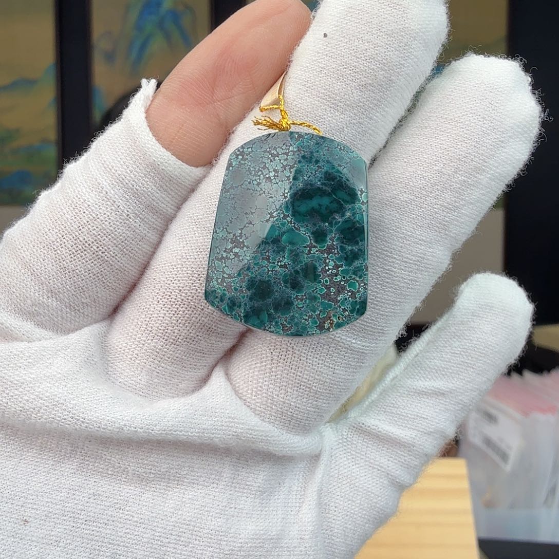 绿松石未镶嵌珠宝奇石