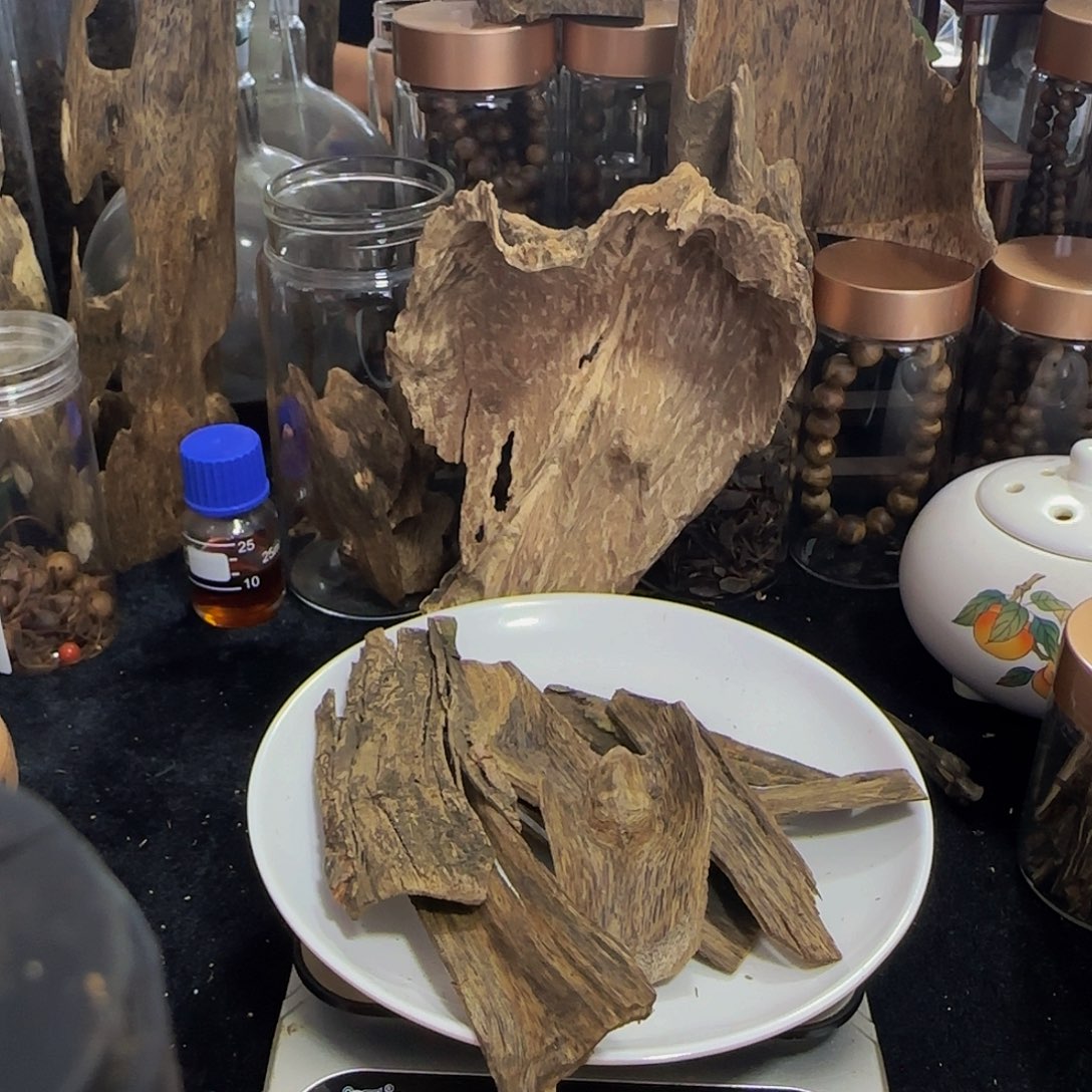 沉香沉香碎屑精品醇化老皮油41.2克