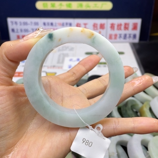 【闪购商品】定制翡翠翡翠手镯未镶嵌
