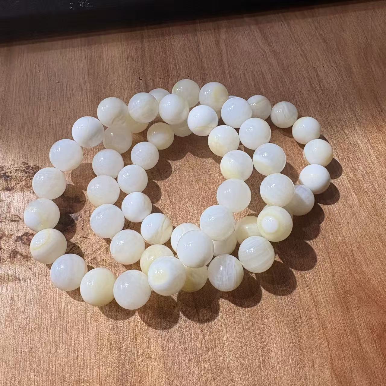 非金属羽毛手链    车厘子手串-10mm左右-多样性发一j260