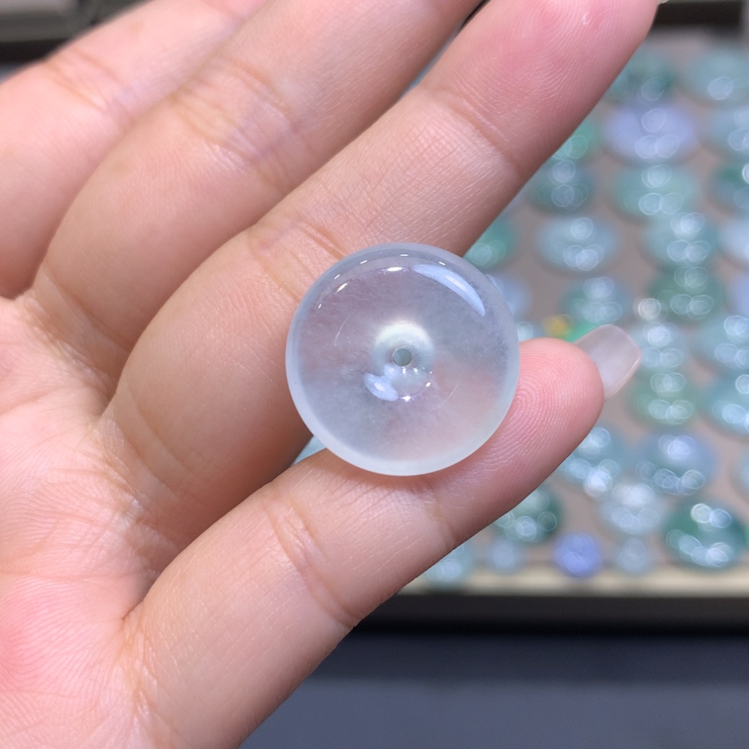 翡翠未镶嵌颈饰平安扣19*5.8