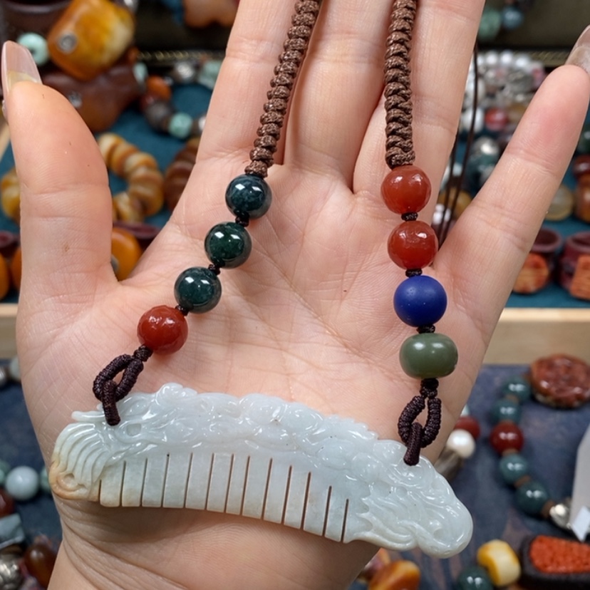 【闪购商品】翡翠颈饰未镶嵌项链