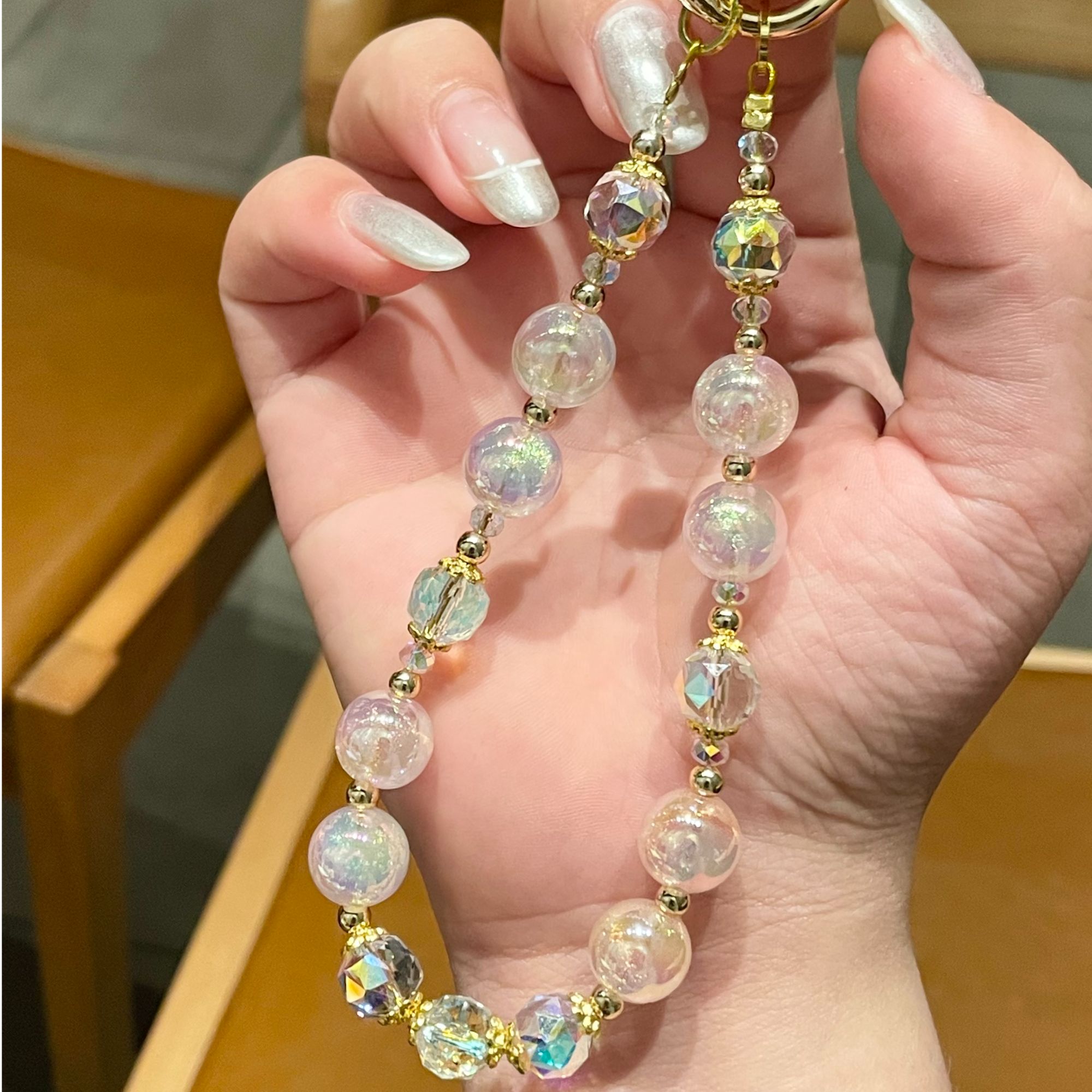 【时光恋人】轻奢高级感水晶串珠手机挂件包包挂饰手腕式钥匙扣挂件