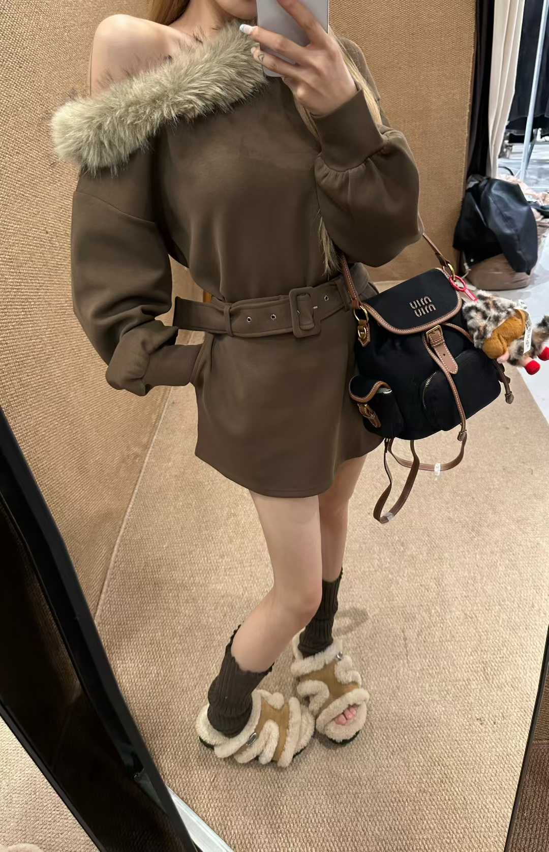 顾望舒 63607毛领半裙套装灰咖设计师女装韩版加厚秋冬辣妹