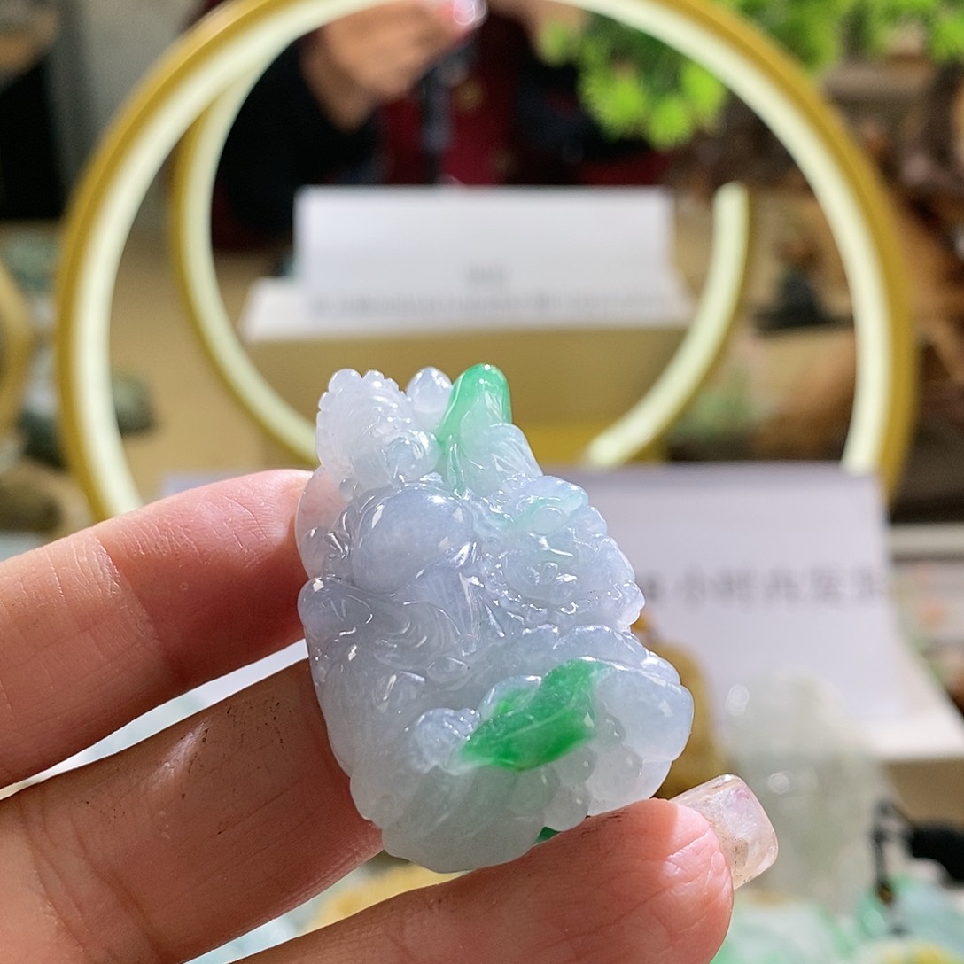 【闪购商品】翡翠颈饰未镶嵌财神