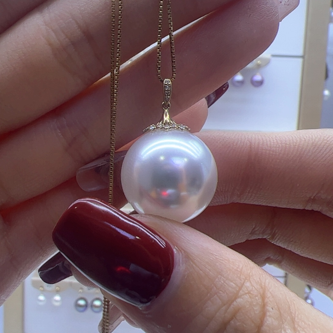 淡水珍珠吊坠(赠链)18K金镶嵌