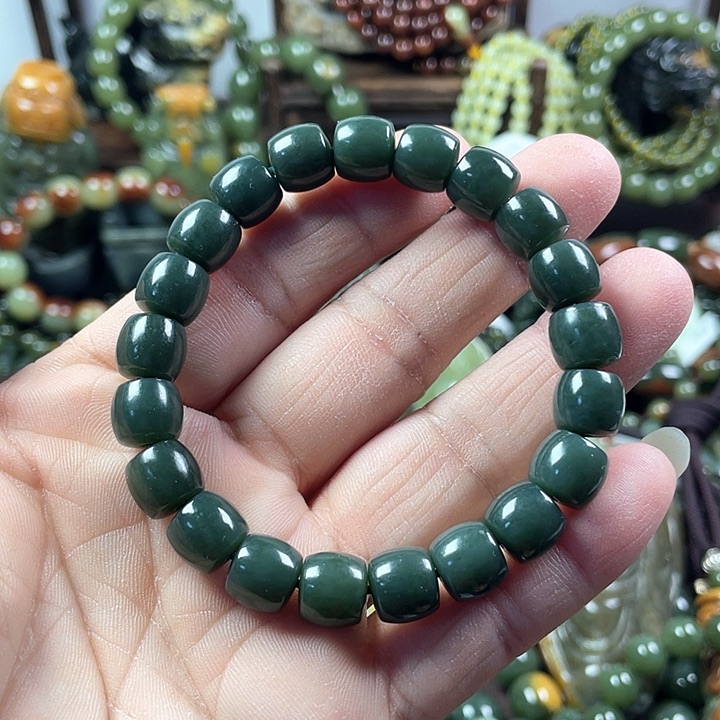 透闪石质玉手链未镶嵌