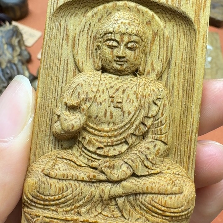 大叶紫檀（黑酸枝木类）