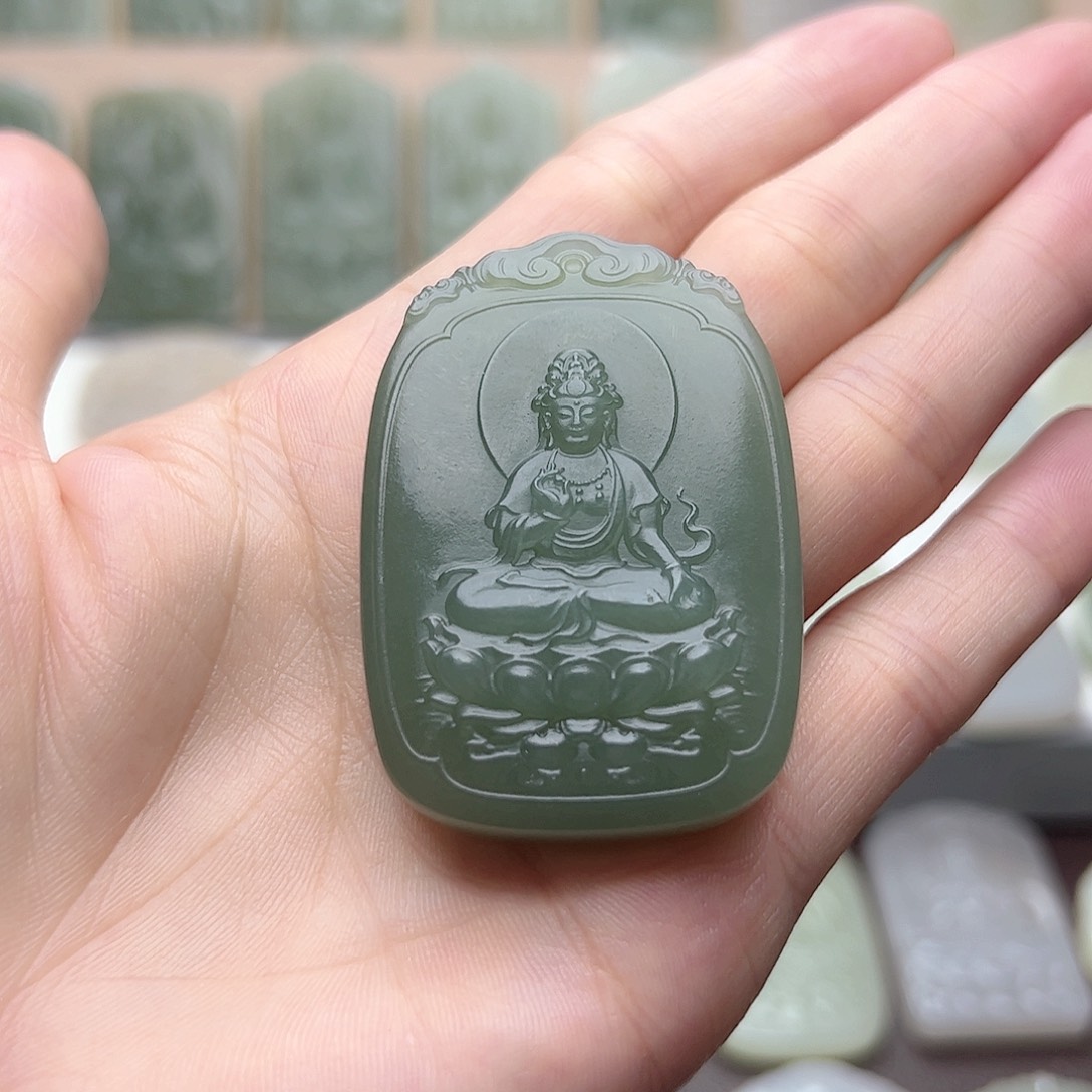 和田玉未镶嵌颈饰