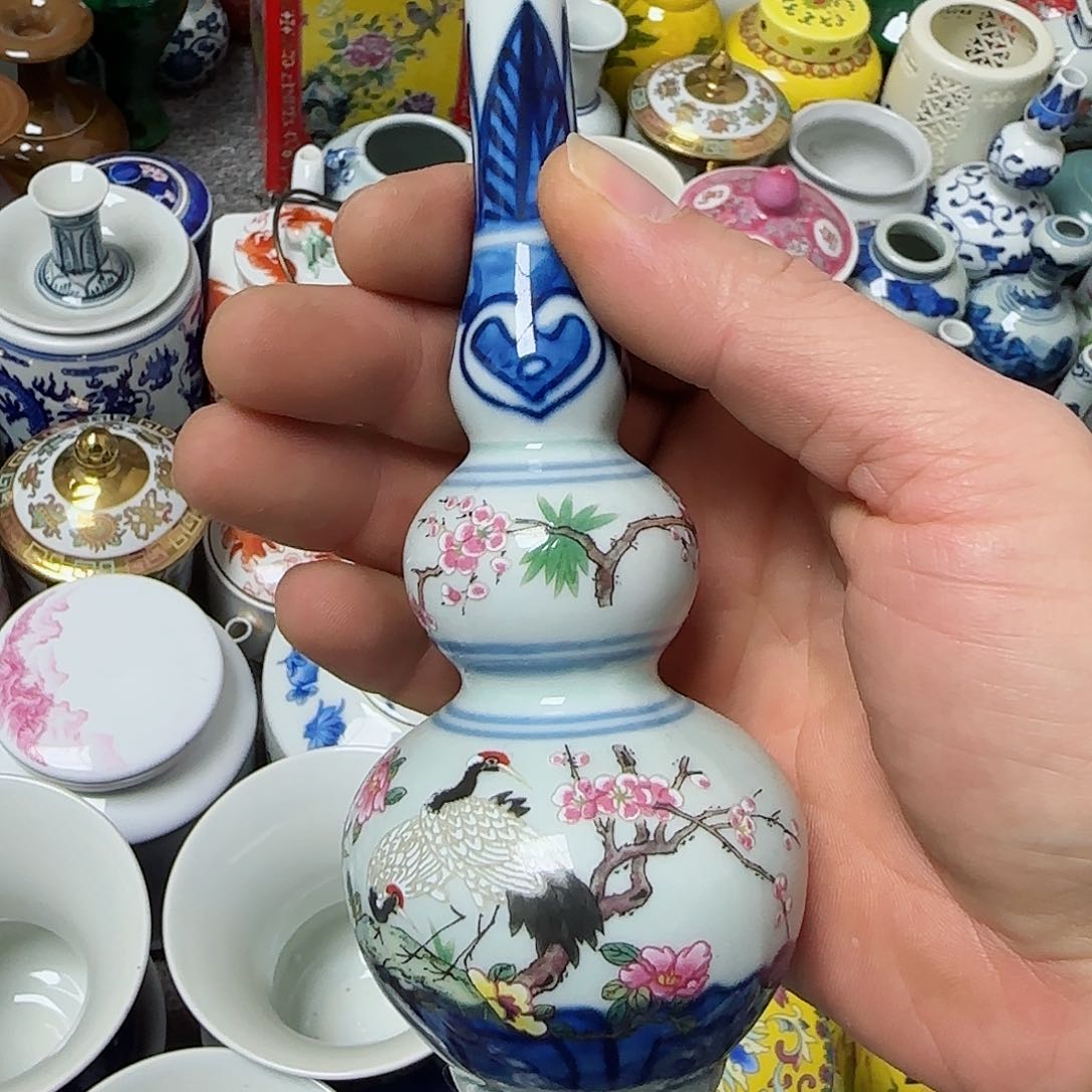 摆件瓷器的工艺技术水平