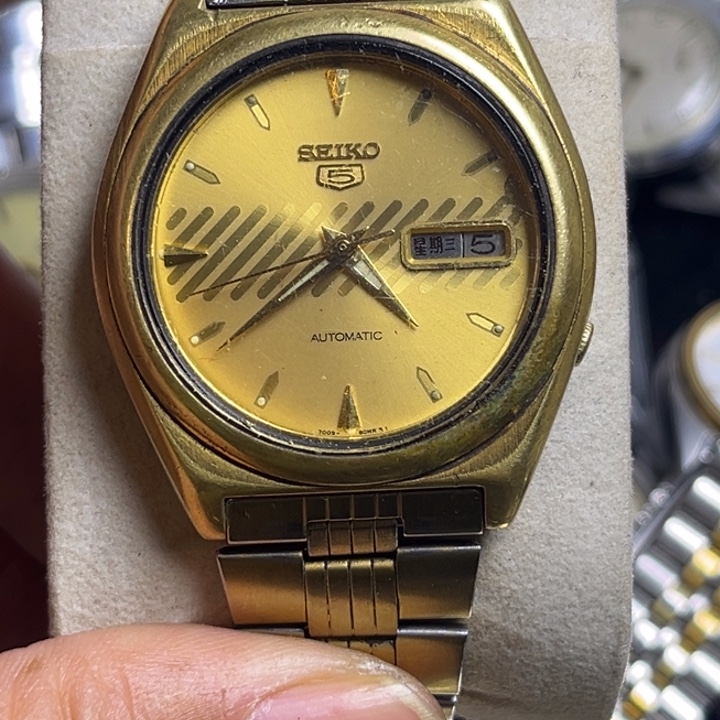 金属日本精工，走时不退不换