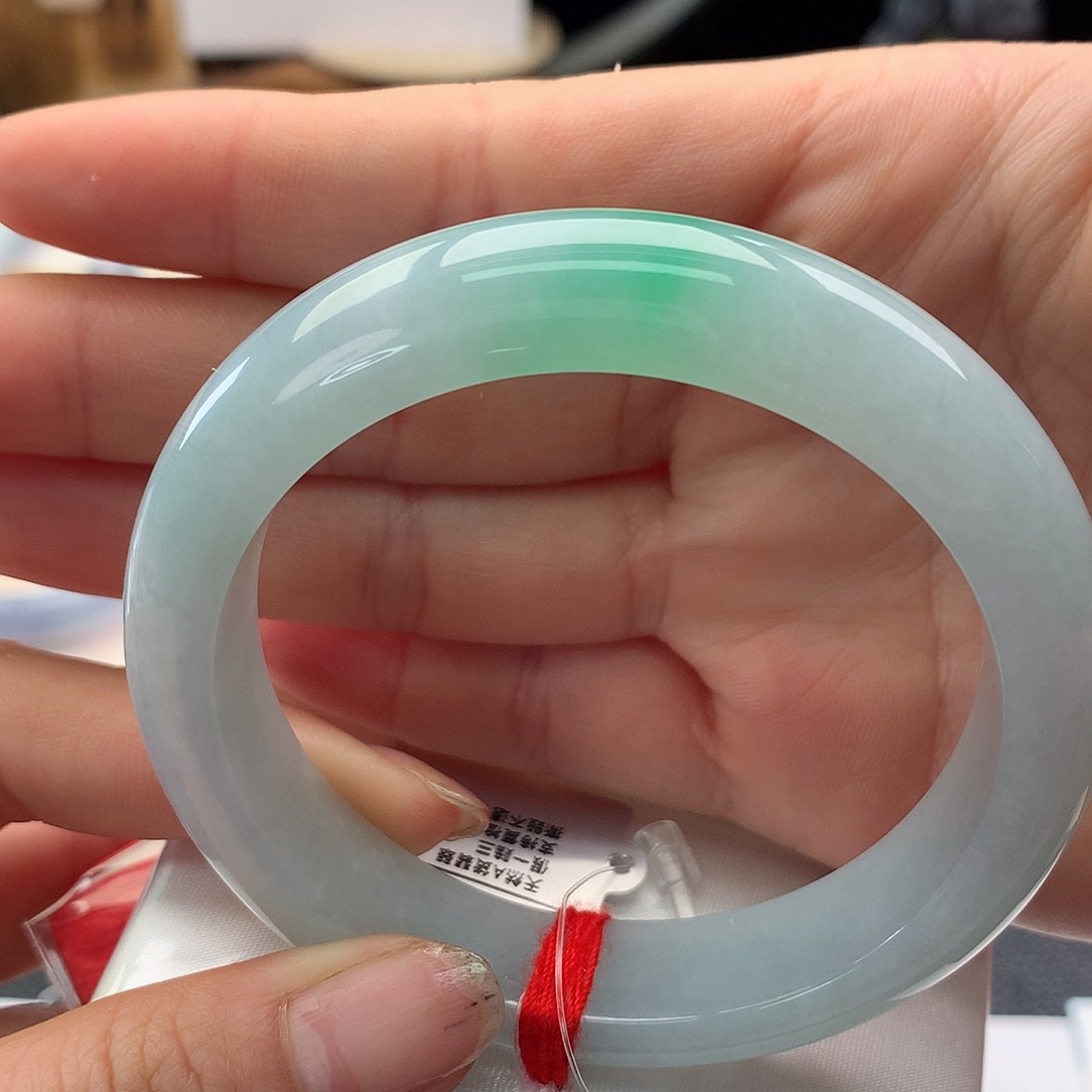 翡翠手镯未镶嵌57正圈