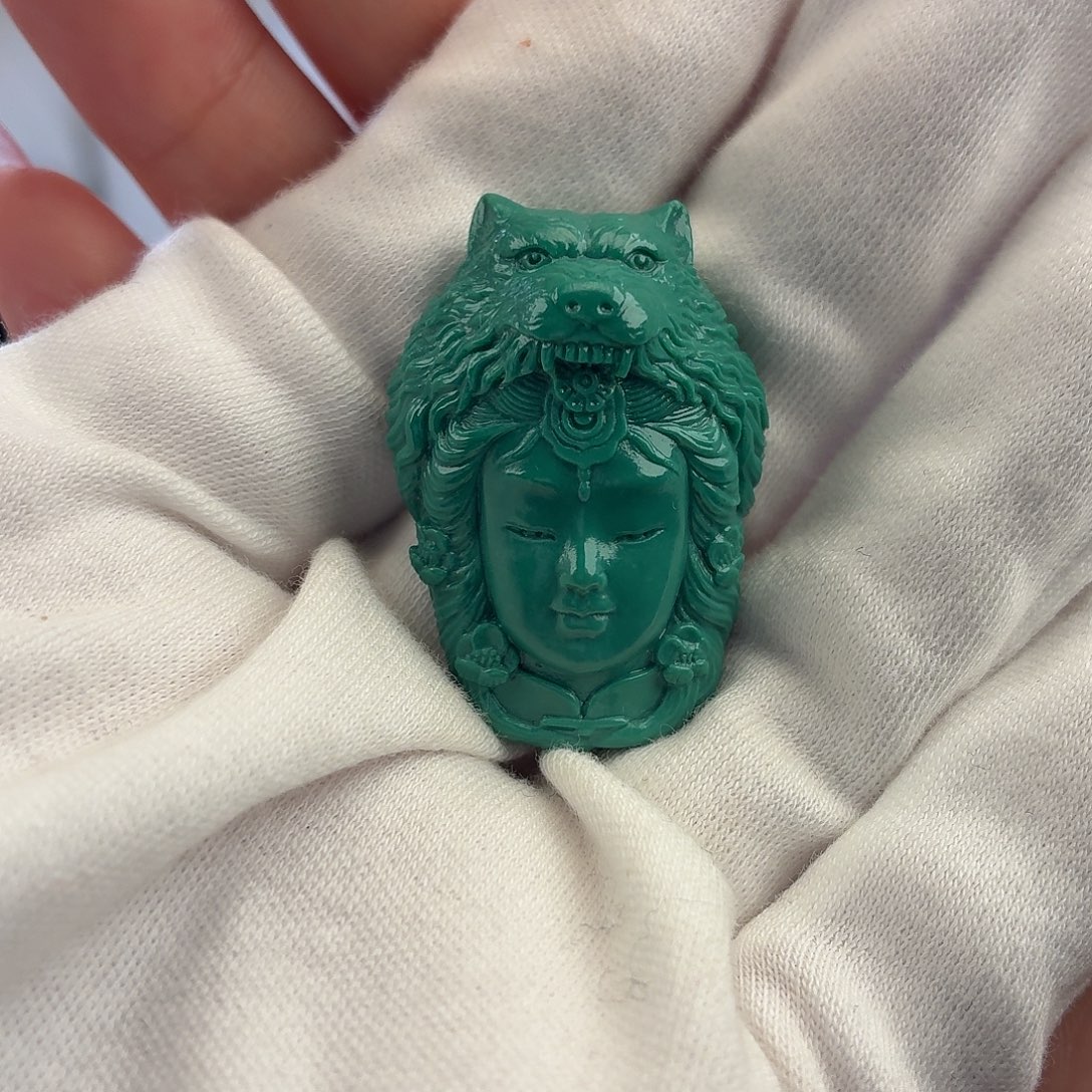 绿松石未镶嵌挂件