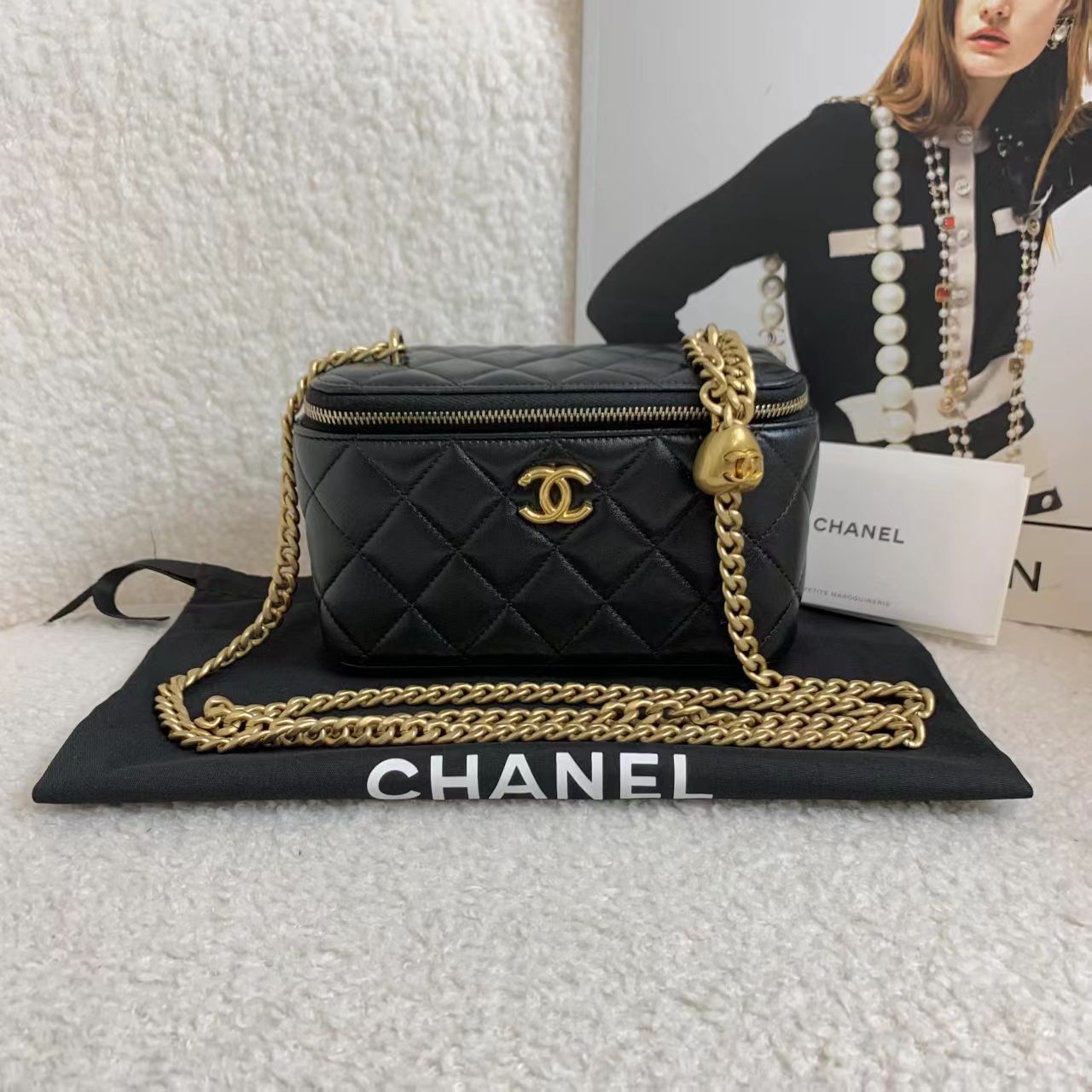 99新 Chanel/香奈儿 壹臻/25C黑金爱心金球长盒子/12期/ 66886495