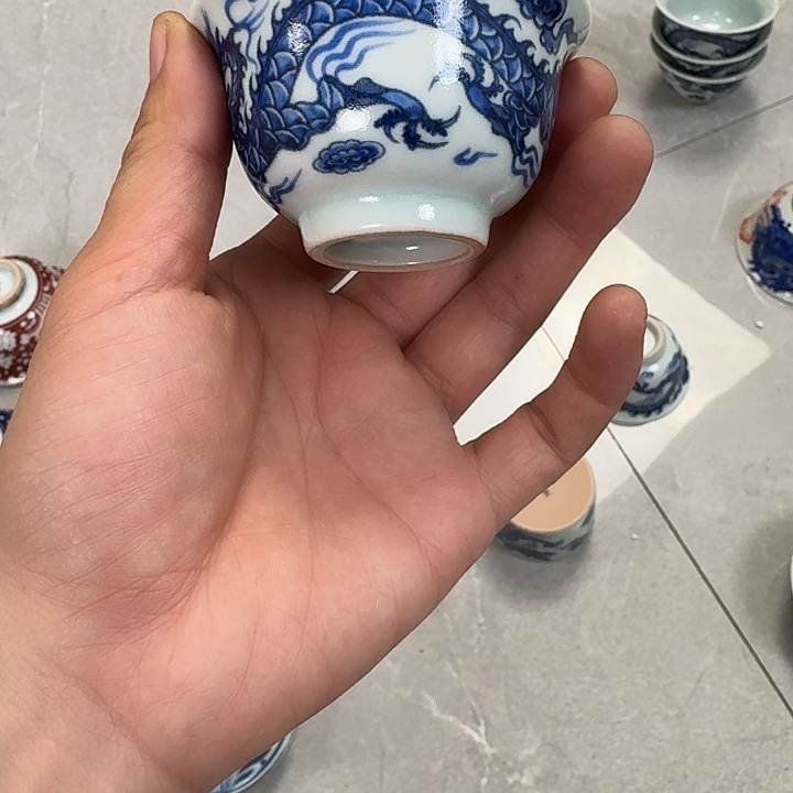 杯青花铠甲龙小压手