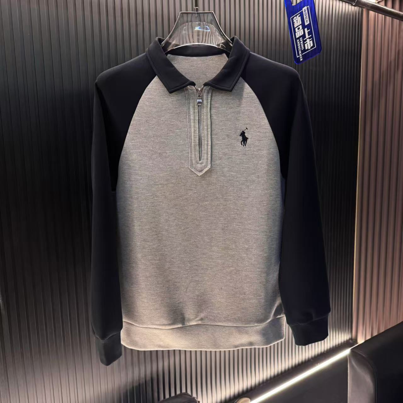 D521拼接撞色卫衣-深蓝色搭配灰色拉链polo 时尚男装