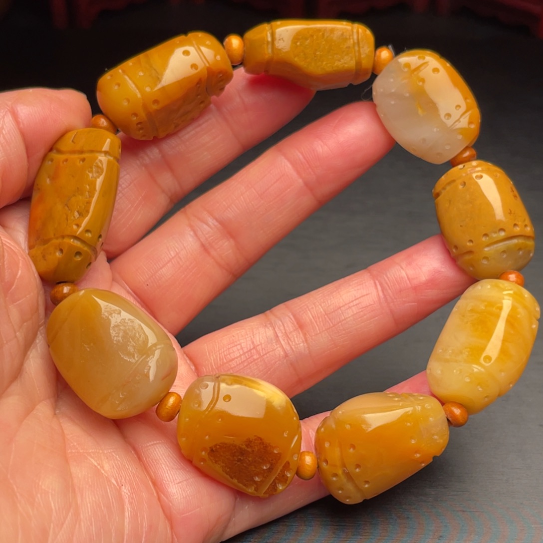 我***梦田黄石田黄石手把件手串