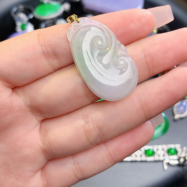 翡翠挂件18K金镶嵌h h g h h g h