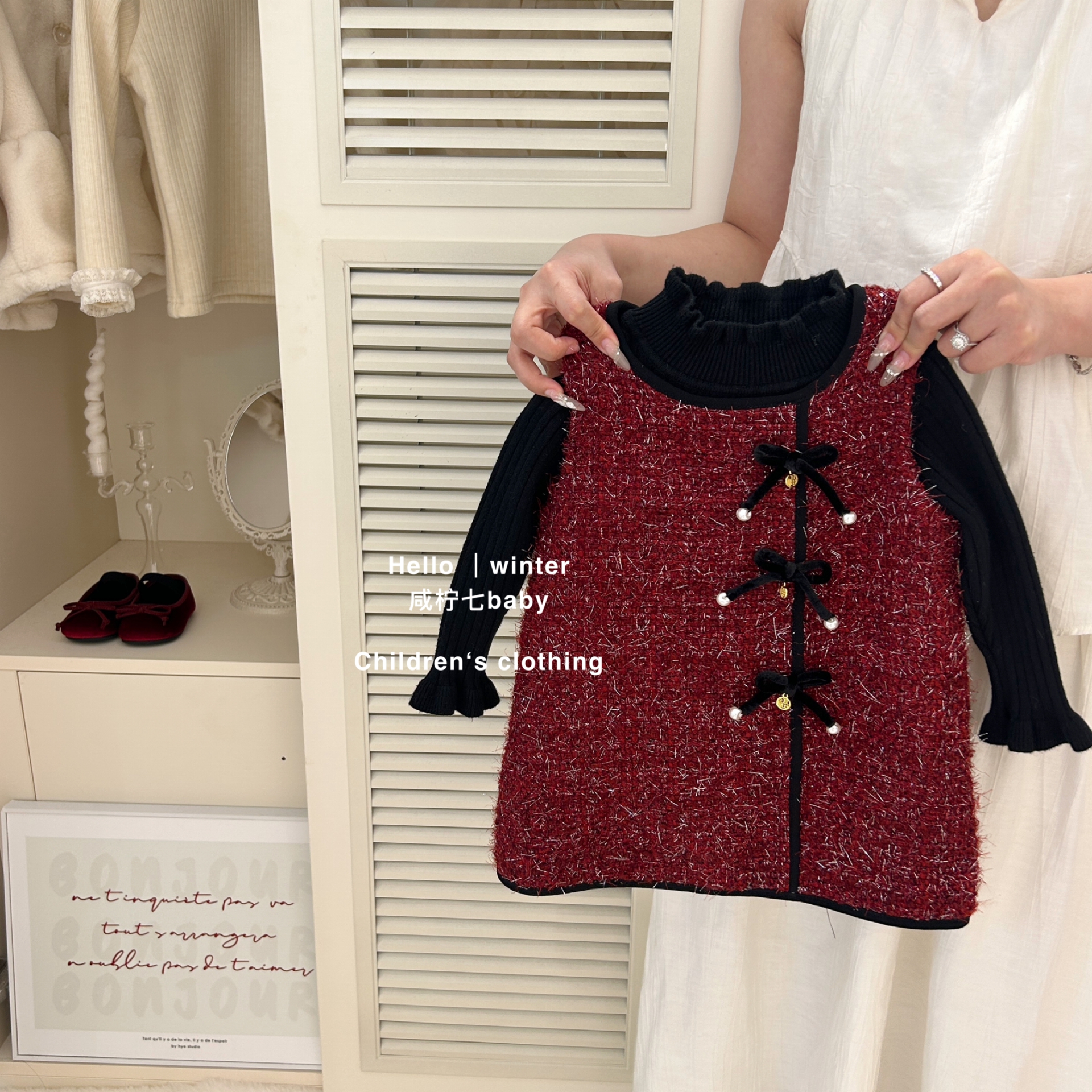 【现】女童年款连衣裙冬款新款洋气儿童蝴蝶结亮片小香风呢子背心裙