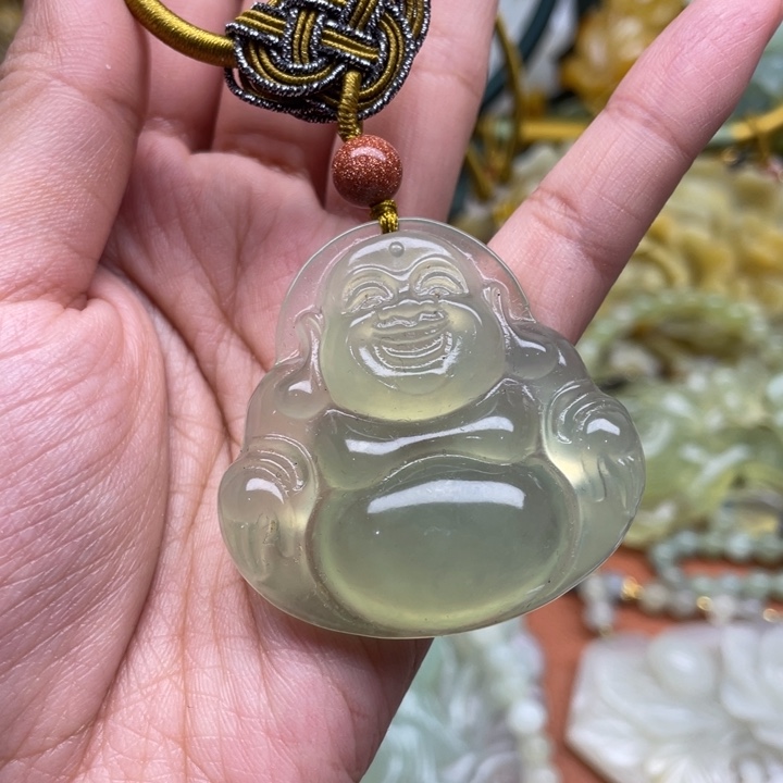 蛇纹石玉吊坠合金