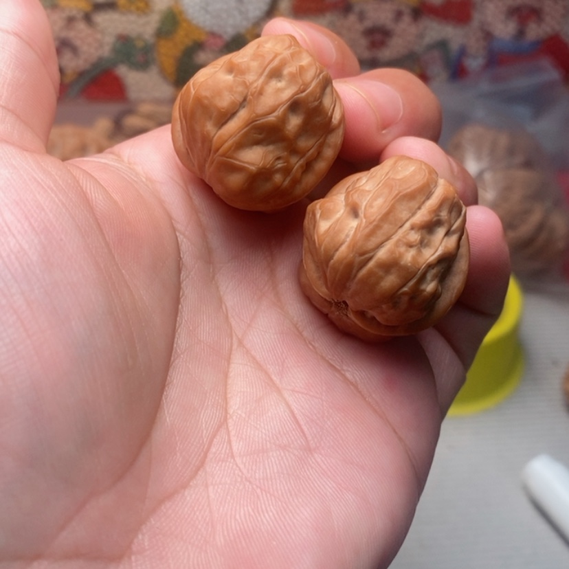 【闪购商品】文玩核桃吊坠刘*官
