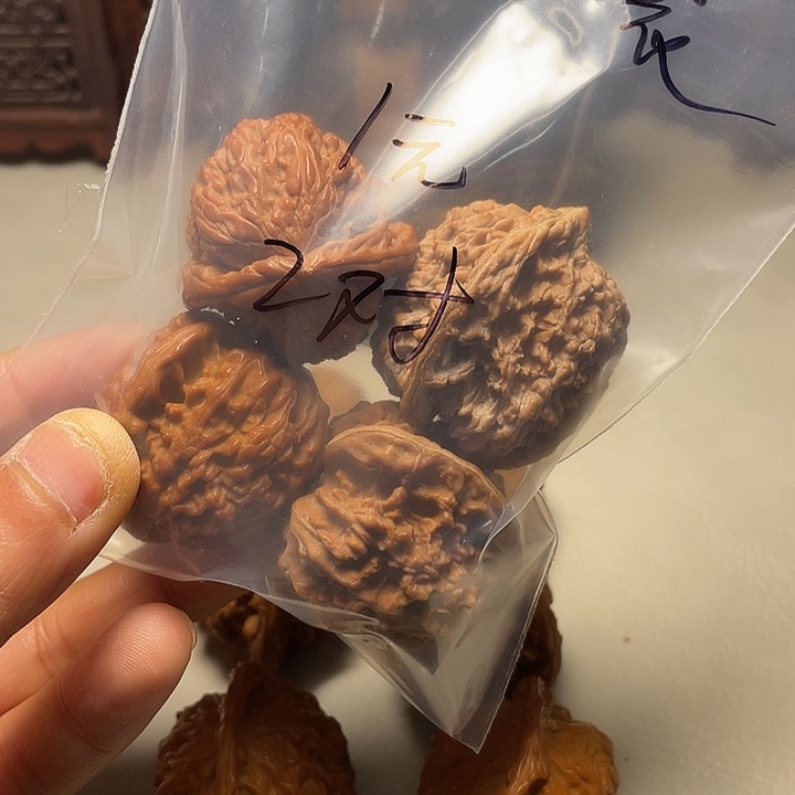 ****空吊坠文玩核桃福袋10