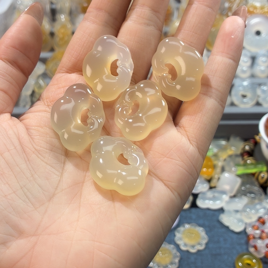 玛瑙/玉髓未镶嵌颈饰