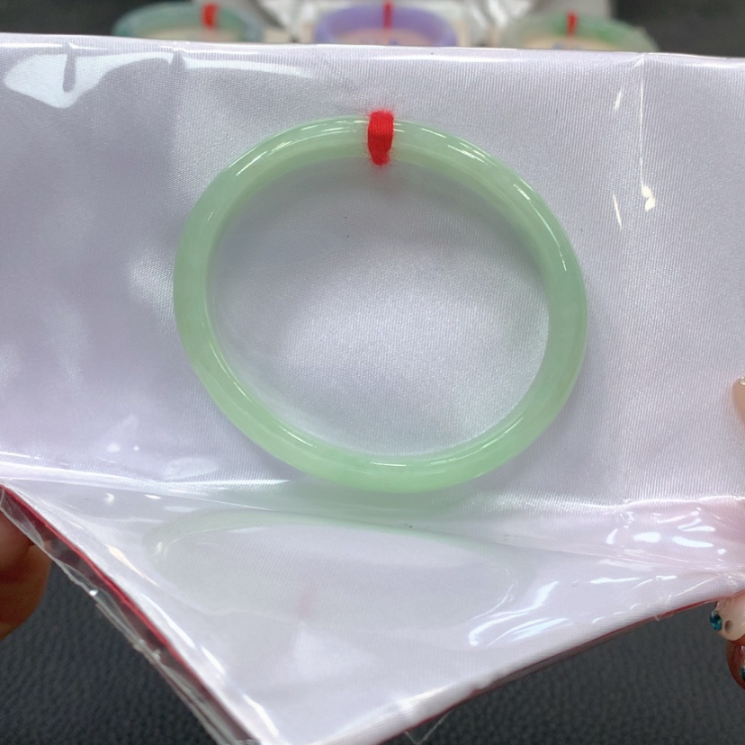 【闪购商品】翡翠手镯未镶嵌翡翠