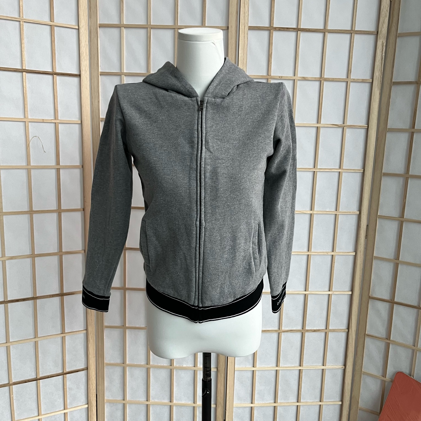 99新 MIU MIU/缪缪  A10224 dg 灰色 外套 肩宽35 胸围86 衣长53