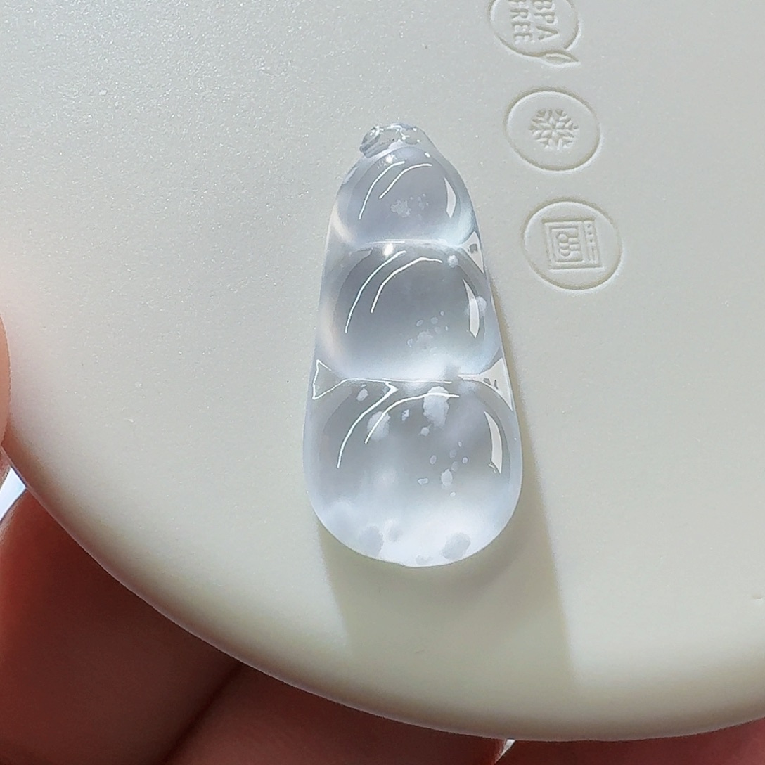 翡翠颈饰未镶嵌裸石